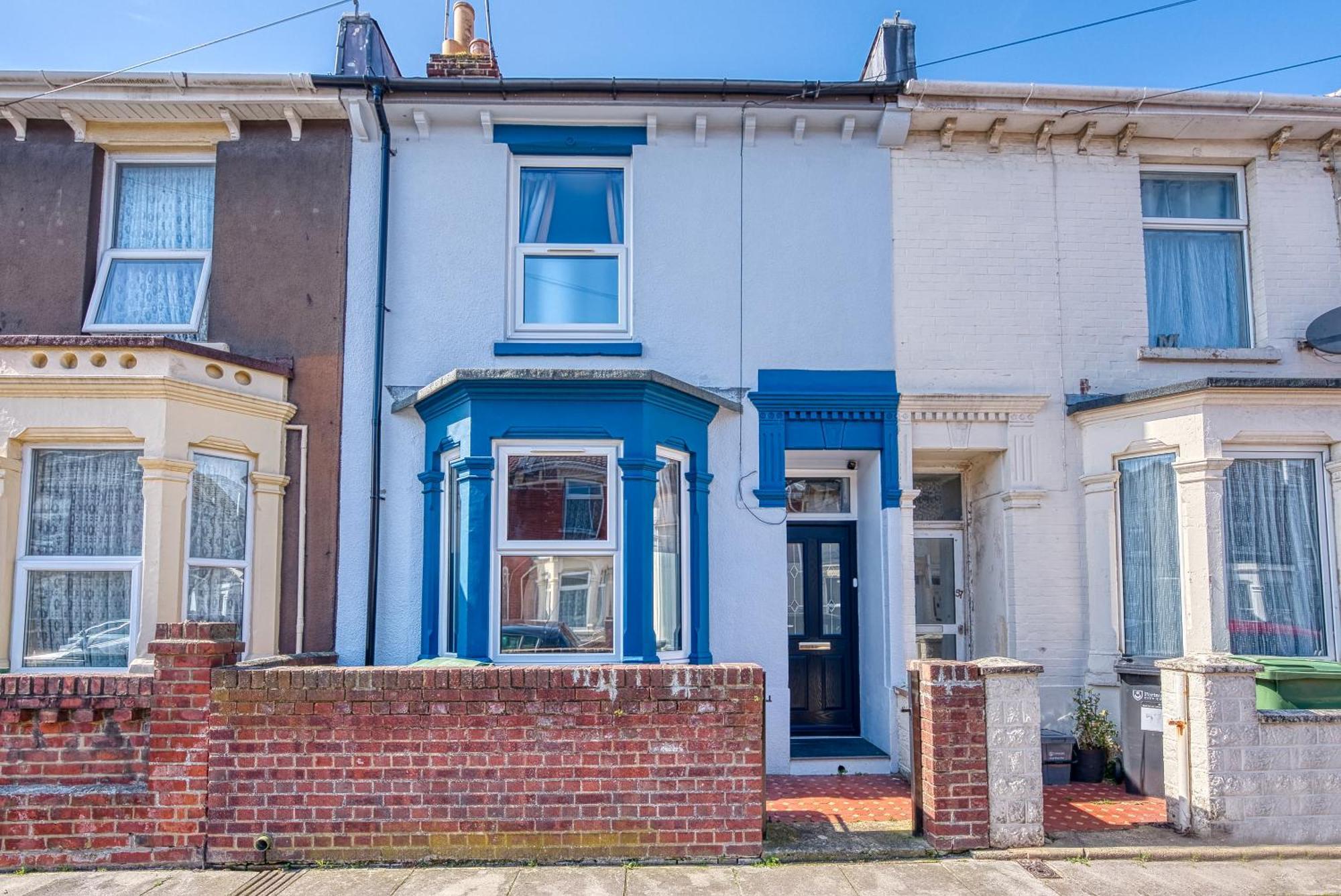 2 Bedrooms Modern, Stunning & Stylish Contractor House, Prime Portsmouth Location With Free Parking Permit, Summer Special Offer!! - By Blue Puffin Stays Buitenkant foto